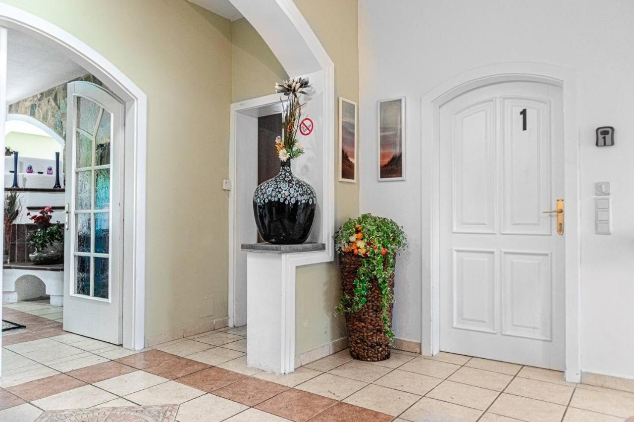 Comfortable Rooms In A Beautiful House Gd Vienne Extérieur photo