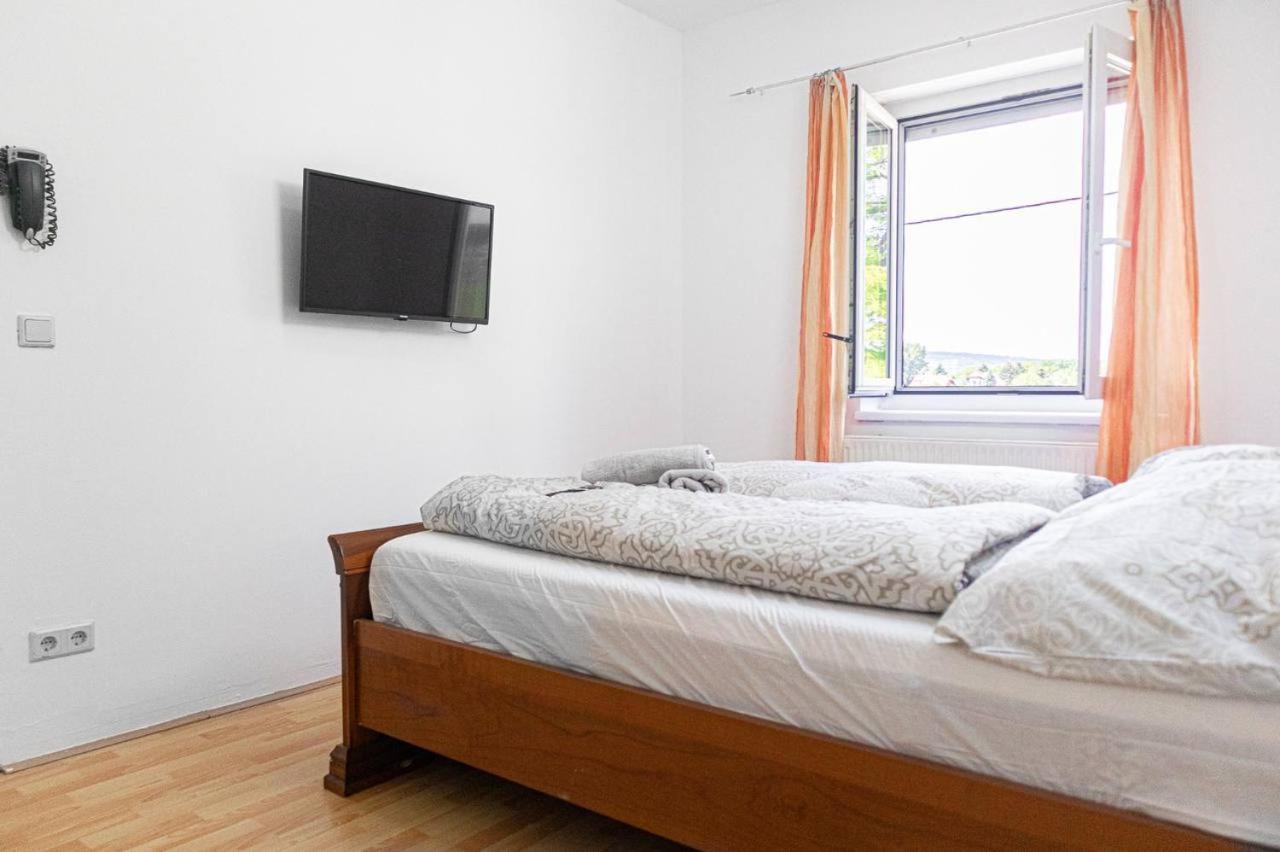 Comfortable Rooms In A Beautiful House Gd Vienne Extérieur photo